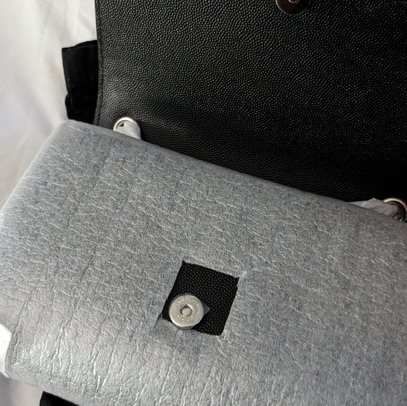 YSL Grained Kate Bag - Picture 8 of 11